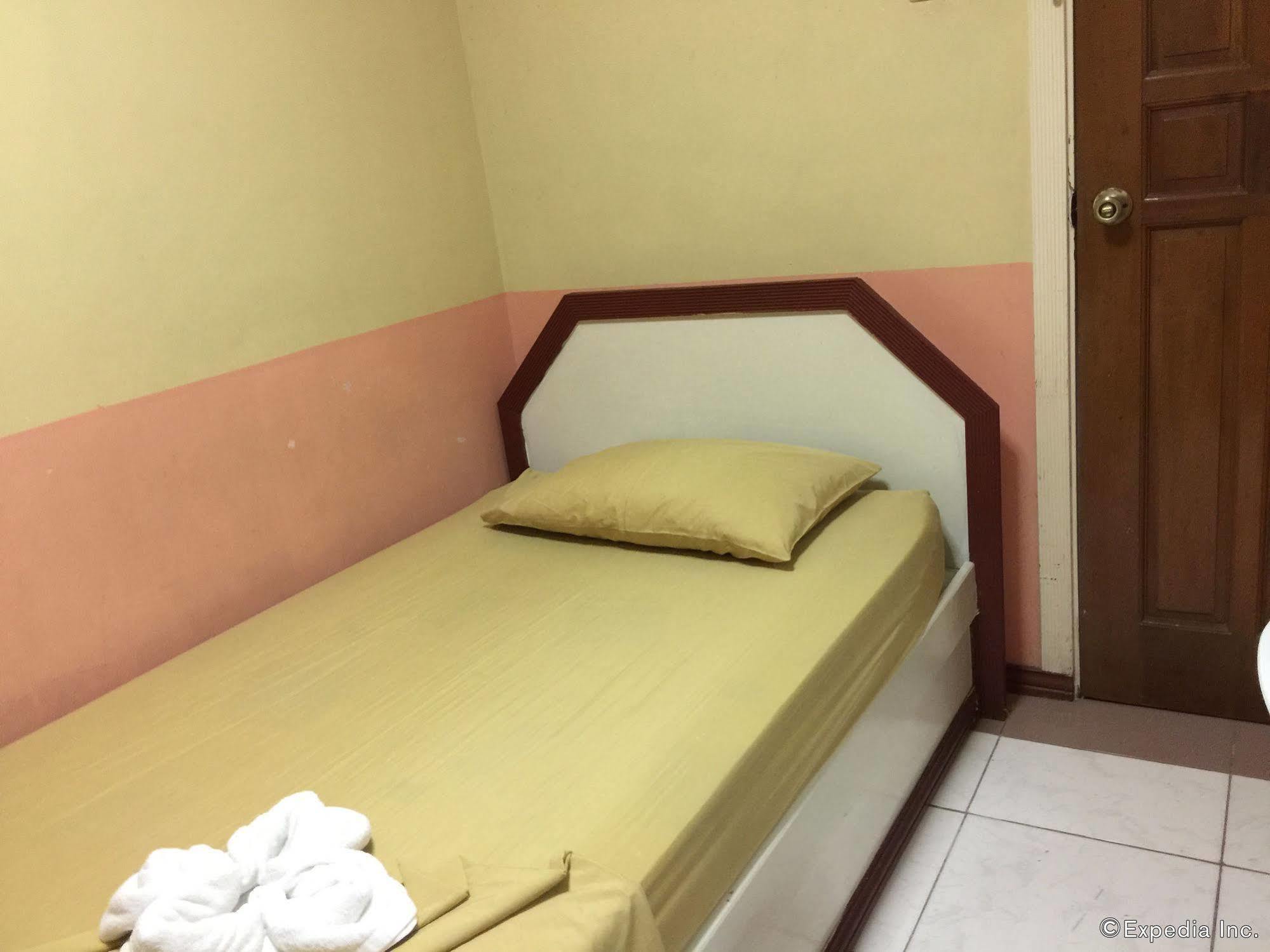 Buen Bella Pension House Tagbilaran Zewnętrze zdjęcie